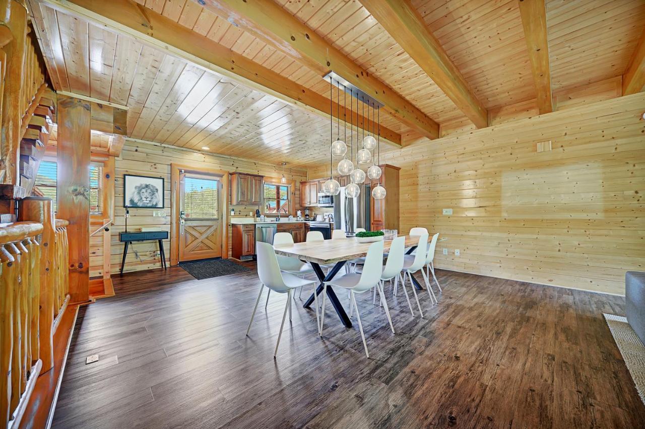 세비어빌 Gorgeous Large Mountain View Cabin W Hot Tub, Free Wifi, Games 빌라 외부 사진