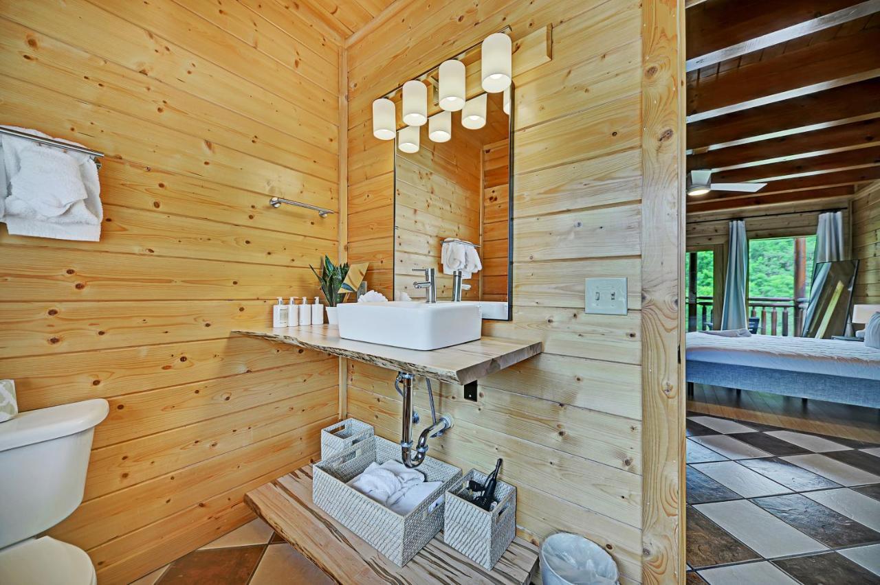 세비어빌 Gorgeous Large Mountain View Cabin W Hot Tub, Free Wifi, Games 빌라 외부 사진