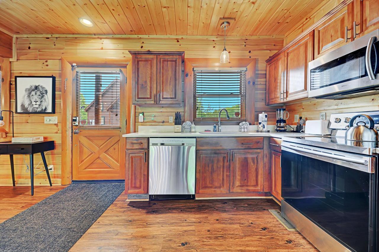 세비어빌 Gorgeous Large Mountain View Cabin W Hot Tub, Free Wifi, Games 빌라 외부 사진